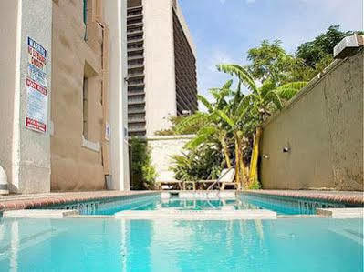Express North Riverwalk Area By Ihg Hotel